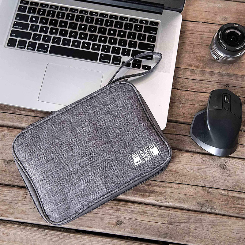 アップルウォッチ用ポータブルウォッチストラップオーガナイザー - Travel Accessories Apple のレビューと価格