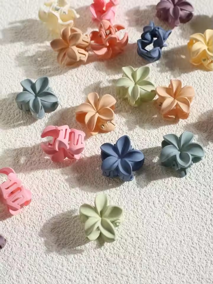 10/15 個 4 センチメートルヘアクロークリップ甘い色混 - Travel Accessories Girls のレビューと価格
